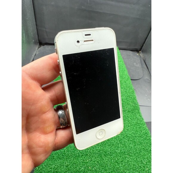 iPhone 4s - Untested & For Parts Only - Picture 1 of 9